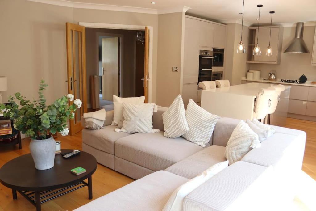The Bourne, Westbourne Апартаменты *