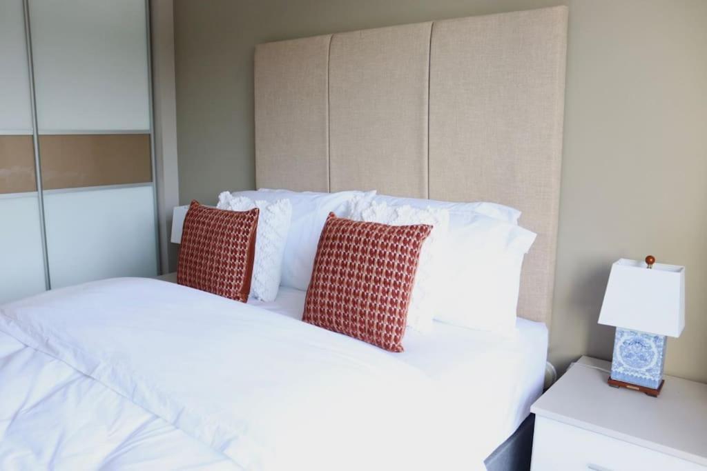 The Bourne, Westbourne Апартаменты